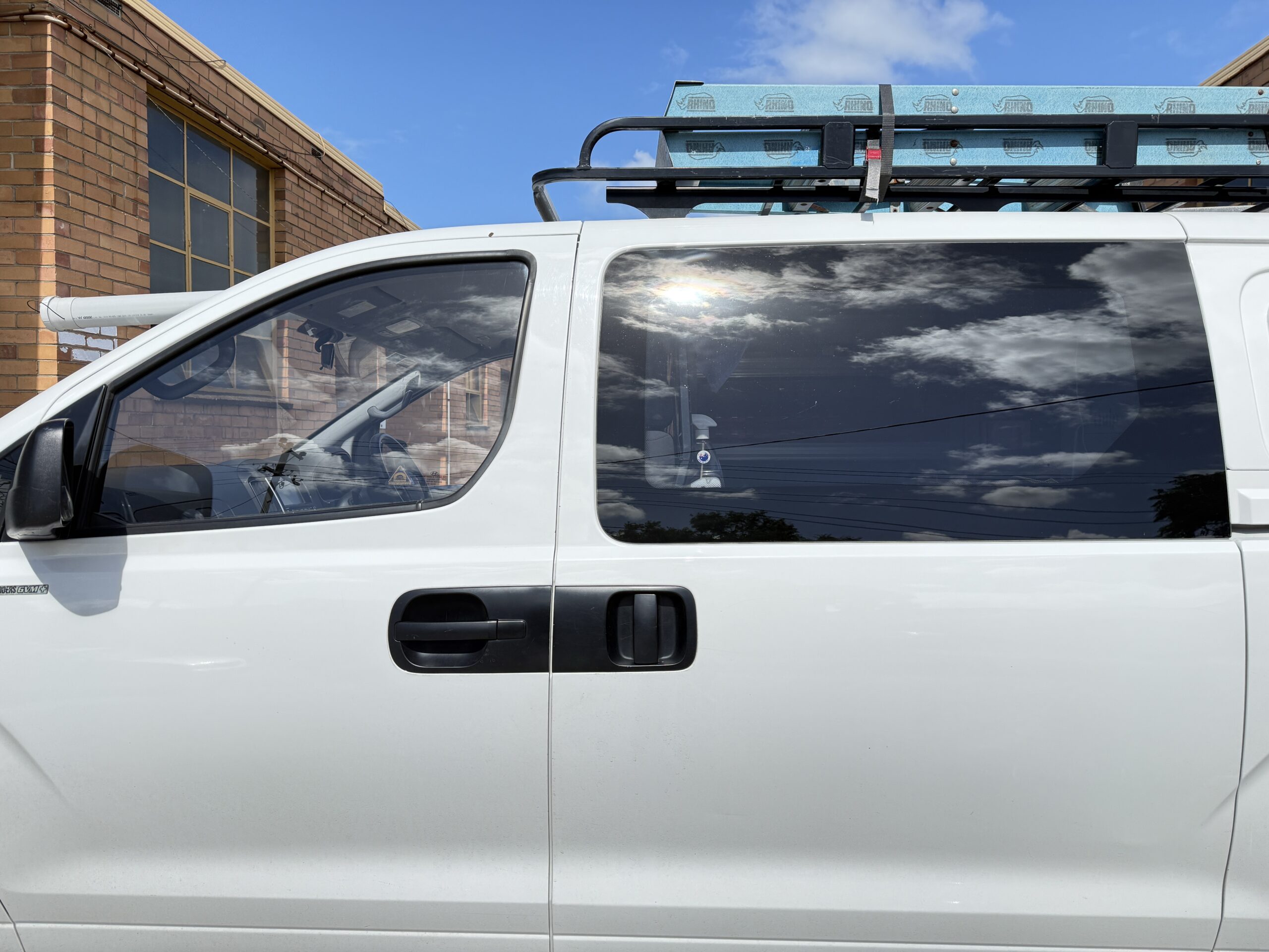 iLoad VAN Privacy Tint - 35% Front / 5% Rear - Before